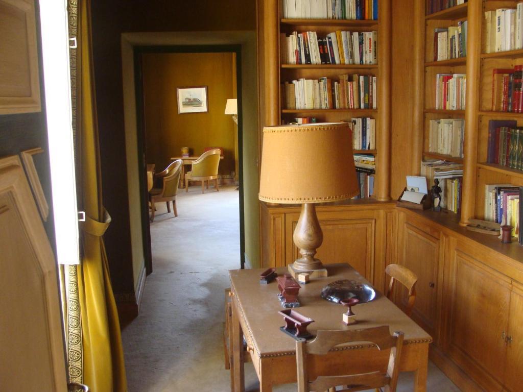 Le Chateau D'Ailly Parigny  Rom bilde